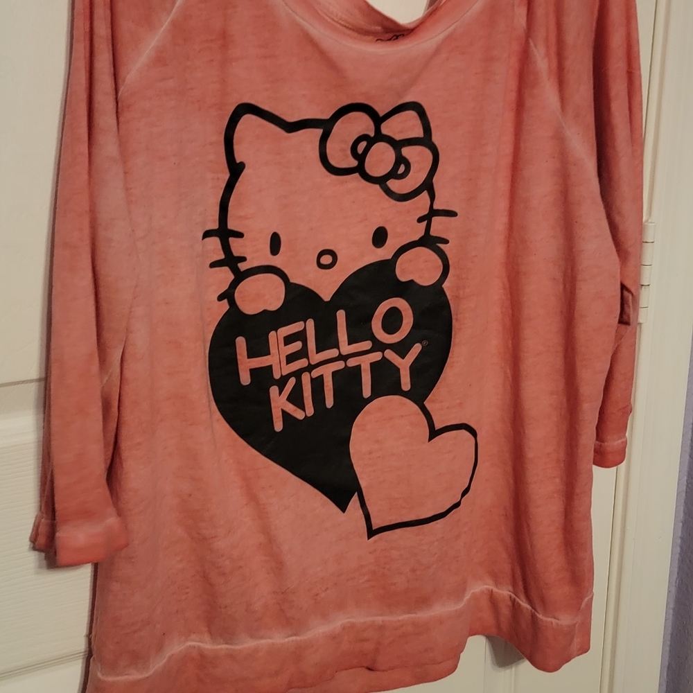 Hello kitty 3/4 sleeve shirt